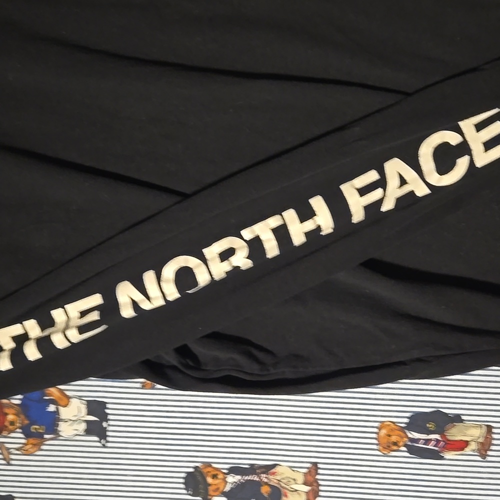 The North Face Black Long Sleeve Shirt Mens Medium - Picture 4 of 11